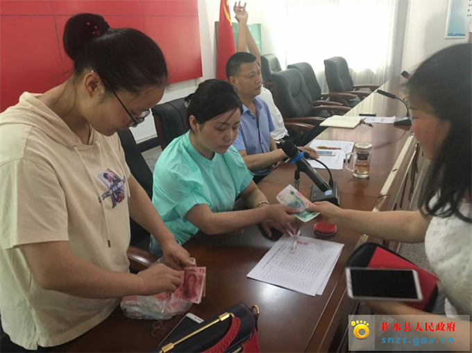 BA7964C278C1EEACEC66F2B4E38300AD.jpg BA7964C278C1EEACEC66F2B4E38300AD.jpg