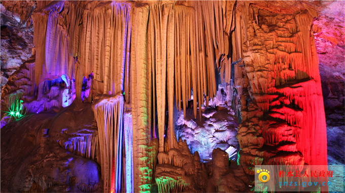 柞水溶洞国家地质公园.帷幕-李健康.jpg 柞水溶洞国家地质公园.帷幕-李健康.jpg